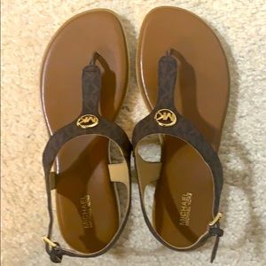 Michael Kors Logo Plate Brown Sandals